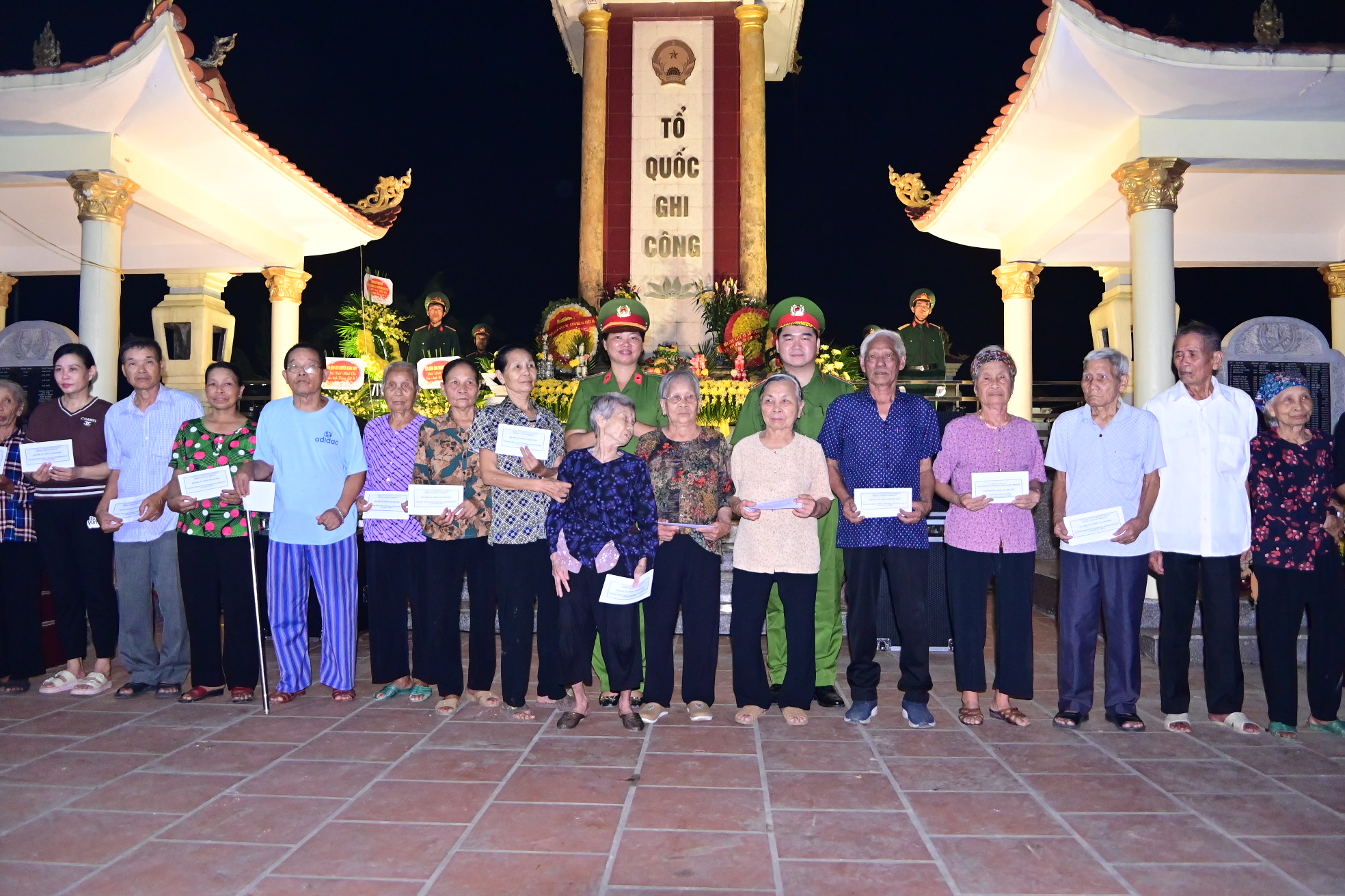 Công an các đơn vị, địa phương tổ chức các hoạt động Kỷ niệm 76 năm Ngày Thương binh Liệt sĩ